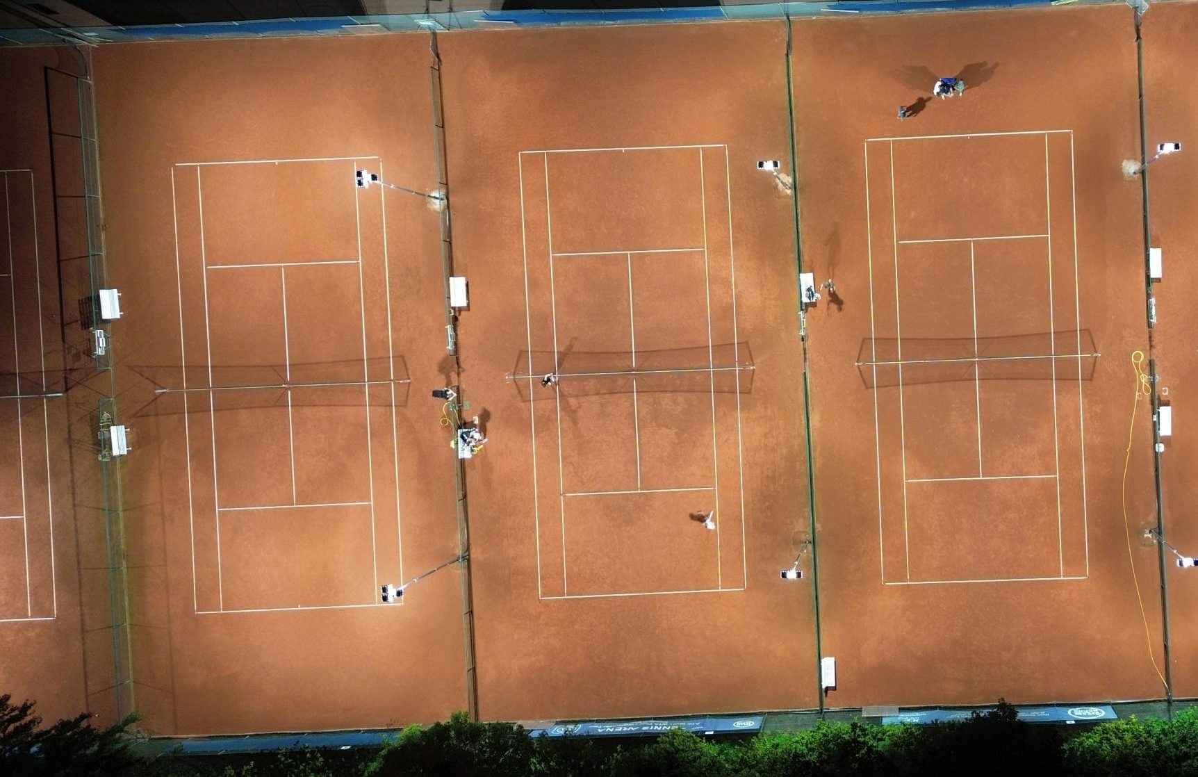 LED Klappmast WELUMA Flutlicht Tennis