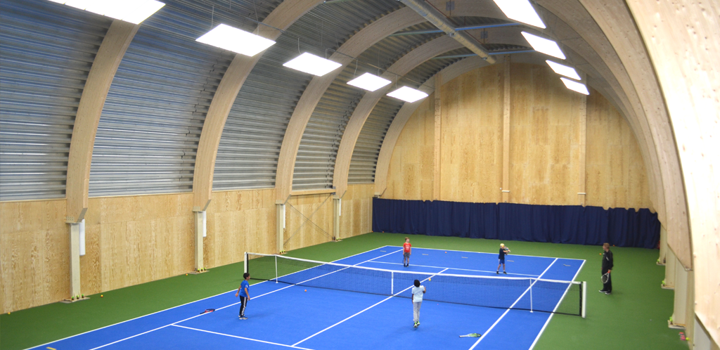 Lidingö WELUMA 2K19 LED Tennishallenbeleuchtung