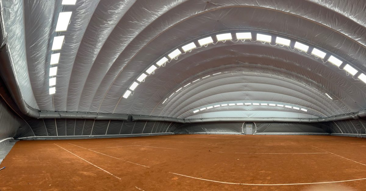Traglufthalle 2K19 Installation WELUMA 2K19 LED Tennishallenbeleuchtung